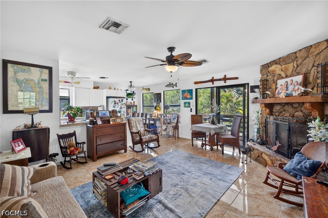 Residential in Bokeelia 5