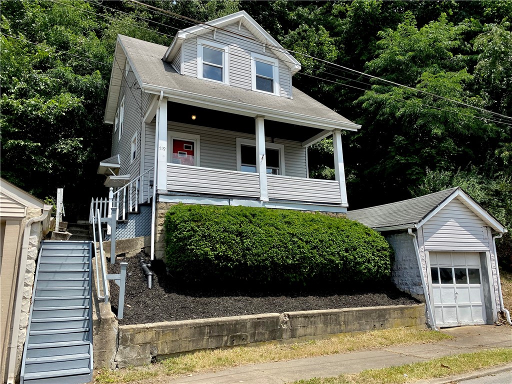 12th Ave, New Brighton, PA 15066