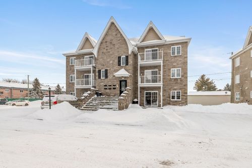6-303 Ch Larocque, Salaberry de Valleyfield, QC, J6T4C1 | Card Image