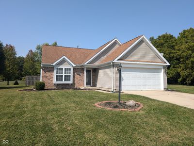 6824 Waterstone Drive, House other with 3 bedrooms, 2 bathrooms and null parking in Indianapolis IN | Image 1