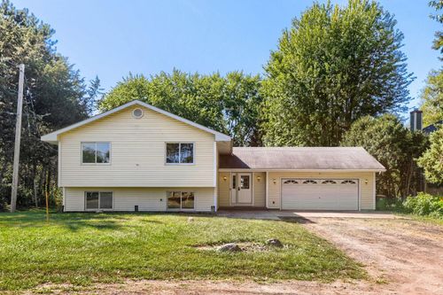 6417 Hodgson Rd, Circle Pines, MN, 55014-1425 | Card Image
