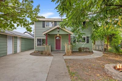 724 W Kiernan Ave, Home with 3 bedrooms, 2 bathrooms and null parking in Spokane WA | Image 1