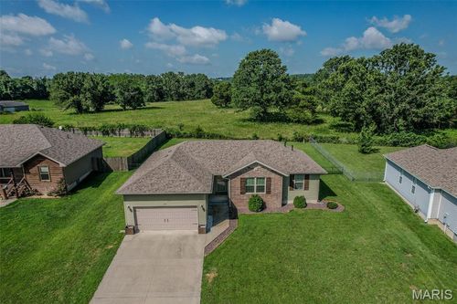 1635 Westbrook St, Marshfield, MO, 65706-9095 | Card Image