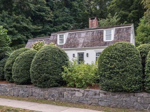 38 Grove St, Essex, CT, 06426-1006 | Card Image