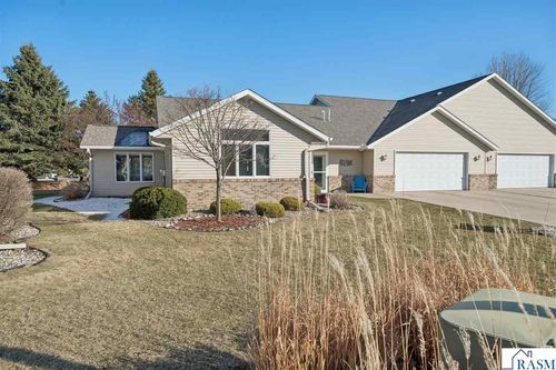 152 Shamrock Dr, Mankato, MN, 56001-4262 | Card Image