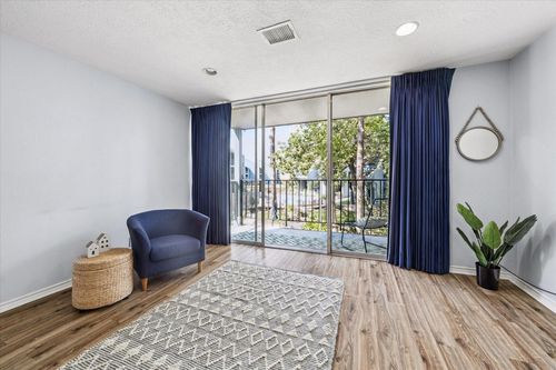 apt-219b-12500 Melville Dr, Montgomery, TX, 77356-8990 | Card Image