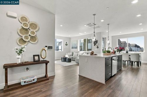 304-3207 Mallard Ct, San Jose, CA, 95117 | Card Image