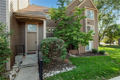 apt-202-11224 Nieman Rd, Overland Park, KS, 66210-3060 | Card Image