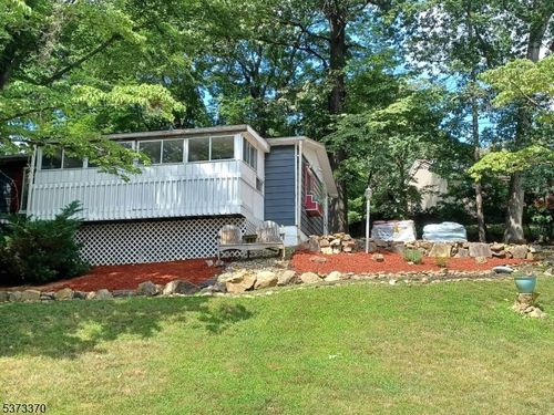11 Northwood Dr, High Bridge, NJ, 08829-2212 | Card Image