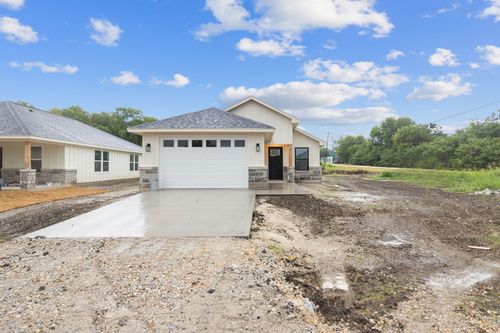129 Avenue B, Moody, TX, 76557-3620 | Card Image