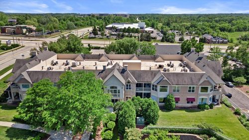 211-7045 S Riverwood Boulevard, Franklin, WI, 53132 | Card Image