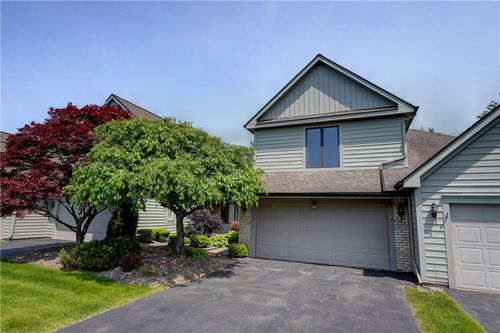 26 Wood Run Cmns, Greece, NY, 14612-2272 | Card Image
