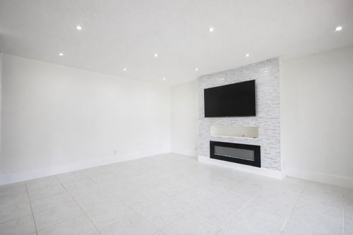 a-9460 Sw 61st Way, Boca Raton, FL, 33428-6147 | Card Image