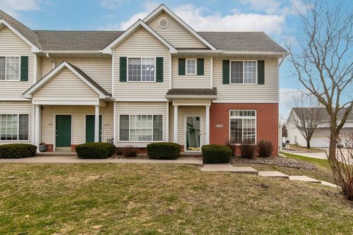 2175 Ridgeview Cir, Clive, IA, 50325-7960 | Card Image