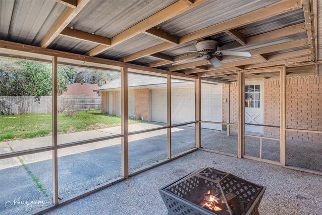 Unfurnished sunroom with ceiling fan | Image 19