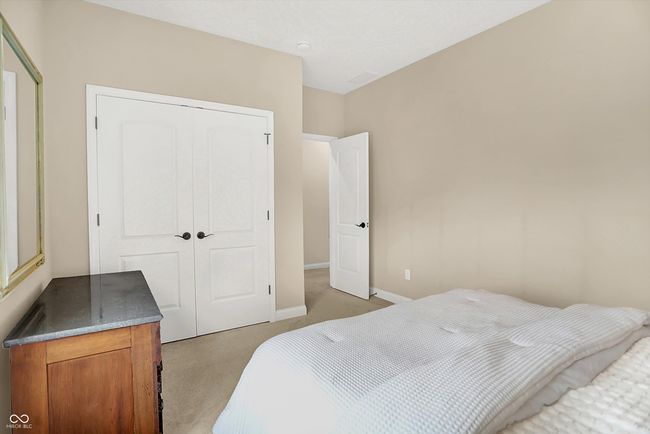 6691 Beekman Pl, Condo with 3 bedrooms, 3 bathrooms and null parking in Zionsville IN | Image 27