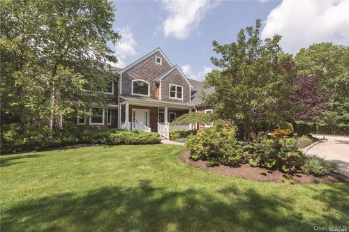 37 Arbuths Rd, Quogue, NY, 11959-4213 | Card Image