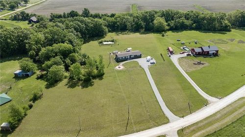 156357 Ne Robindale Ln, Adrian, MO, 64720 | Card Image