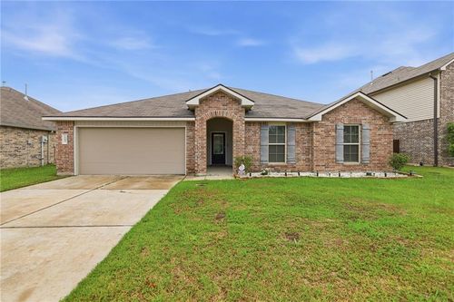 19493 Providence Ridge Blvd, Hammond, LA, 70403-1925 | Card Image