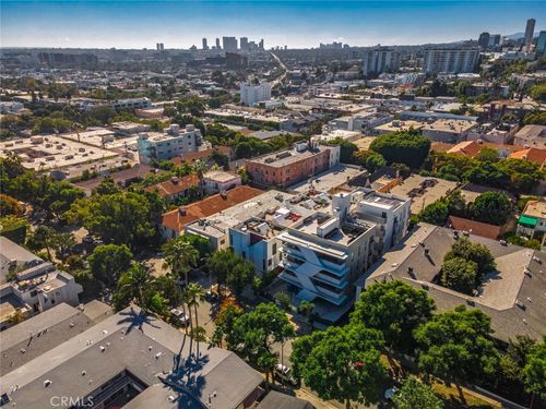 3-1253 N Sweetzer Ave, West Hollywood, CA, 90069-3095 | Card Image
