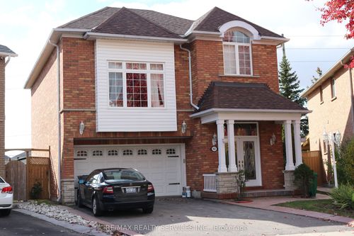 42 Brambirch Cres, Brampton, ON, L7A1V1 | Card Image