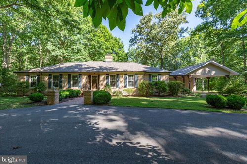 8401 Grey Ghost Ln, Fredericksburg, VA, 22408-8773 | Card Image