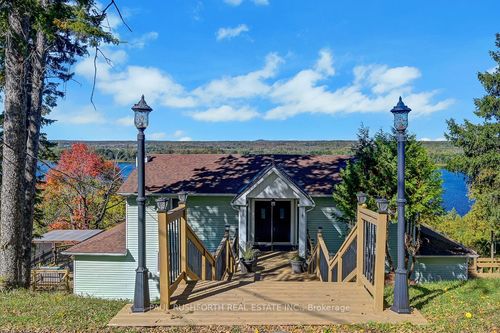 1565 Lilac Lane, Cumberland, ON, K4C1C4 | Card Image