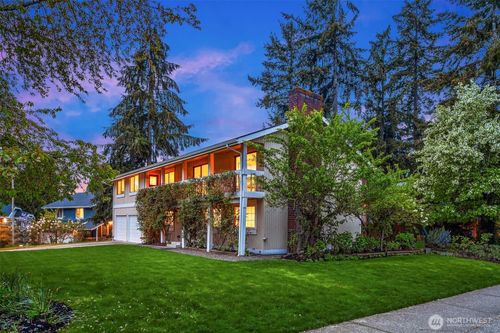 15126 Ne 67th Pl, Redmond, WA, 98052-4739 | Card Image