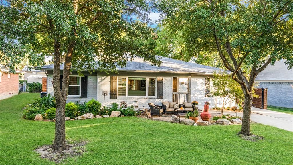 Fall River Dr, Dallas, TX 75228