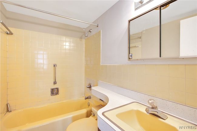APT-3B - 1088 Delaware Ave, Condo with 1 bedrooms, 1 bathrooms and null parking in Buffalo NY | Image 18