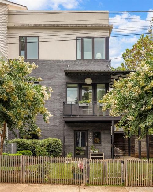 220 Wilbur Ave Se, Atlanta, GA, 30316-1428 | Card Image