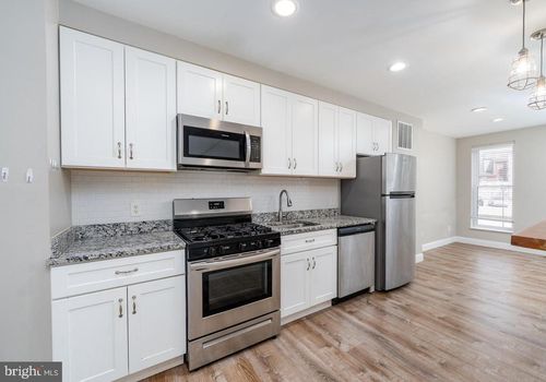 821 Eastern Ave, BALTIMORE, MD, 21202-4321 | Card Image