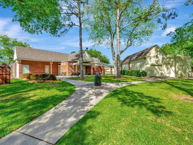 403 Elder Vista Dr, House other with 3 bedrooms, 2 bathrooms and 2 parking in Webster TX | Image 44