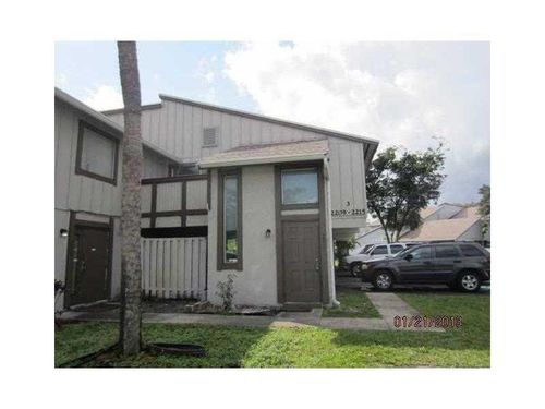 3-e-2215 Nw 56th Avenue, Lauderhill, FL, 33313 | Card Image