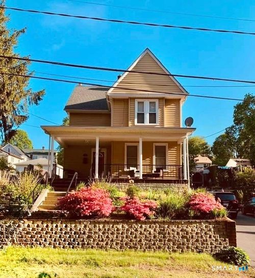 194 Faber Ave, Waterbury, CT, 06704-1832 | Card Image