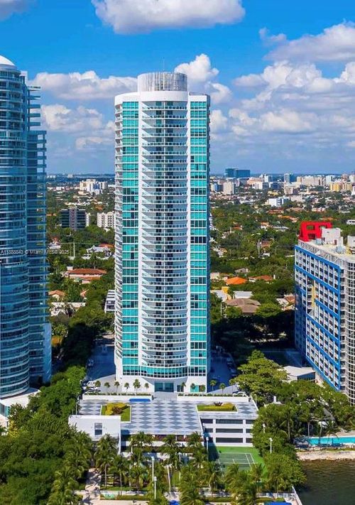 apt-905-2101 Brickell Ave, Miami, FL, 33129-2104 | Card Image