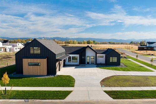200 Crossbill Rd, Bozeman, MT, 59718-9148 | Card Image