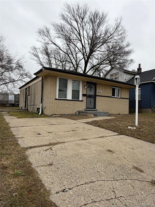 20442 Greenlawn St, Detroit, MI, 48221-1150 | Card Image