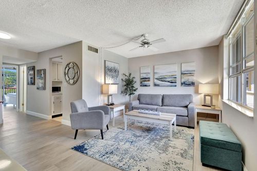 2030-1131 Se 4th St, Boynton Beach, FL, 33435-5666 | Card Image