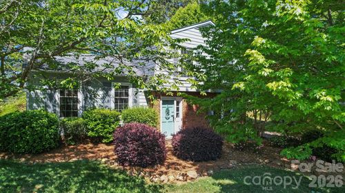 2165 Gaines Ave, Gastonia, NC, 28054-5935 | Card Image