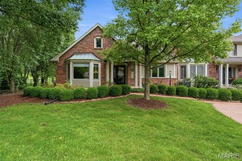 14300 Open Meadow Ct E, Chesterfield, MO, 63017-9626 | Card Image
