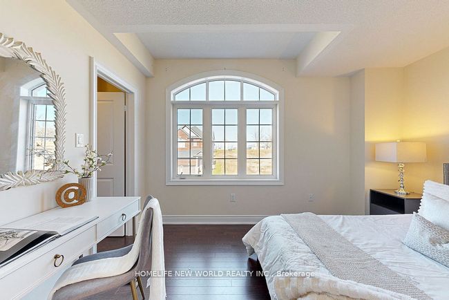 28 Av Horizon, House attached with 4 bedrooms, 3 bathrooms and 4 parking in Millbrook ON | Image 14
