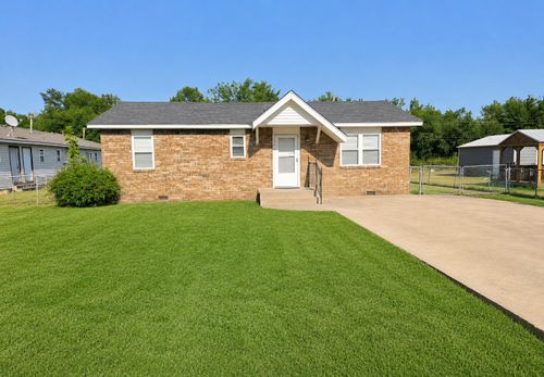 217 N Garrison Ave, Sperry, OK, 74073-1815 | Card Image