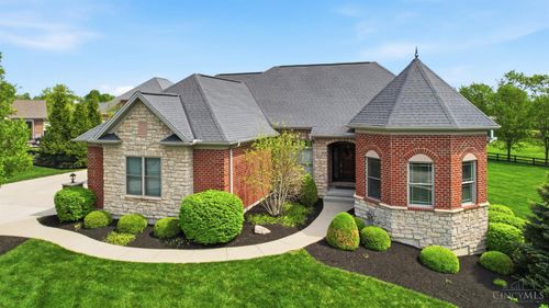 6100 Winding Creek Boulevard, Liberty Twp, OH, 45011 | Card Image