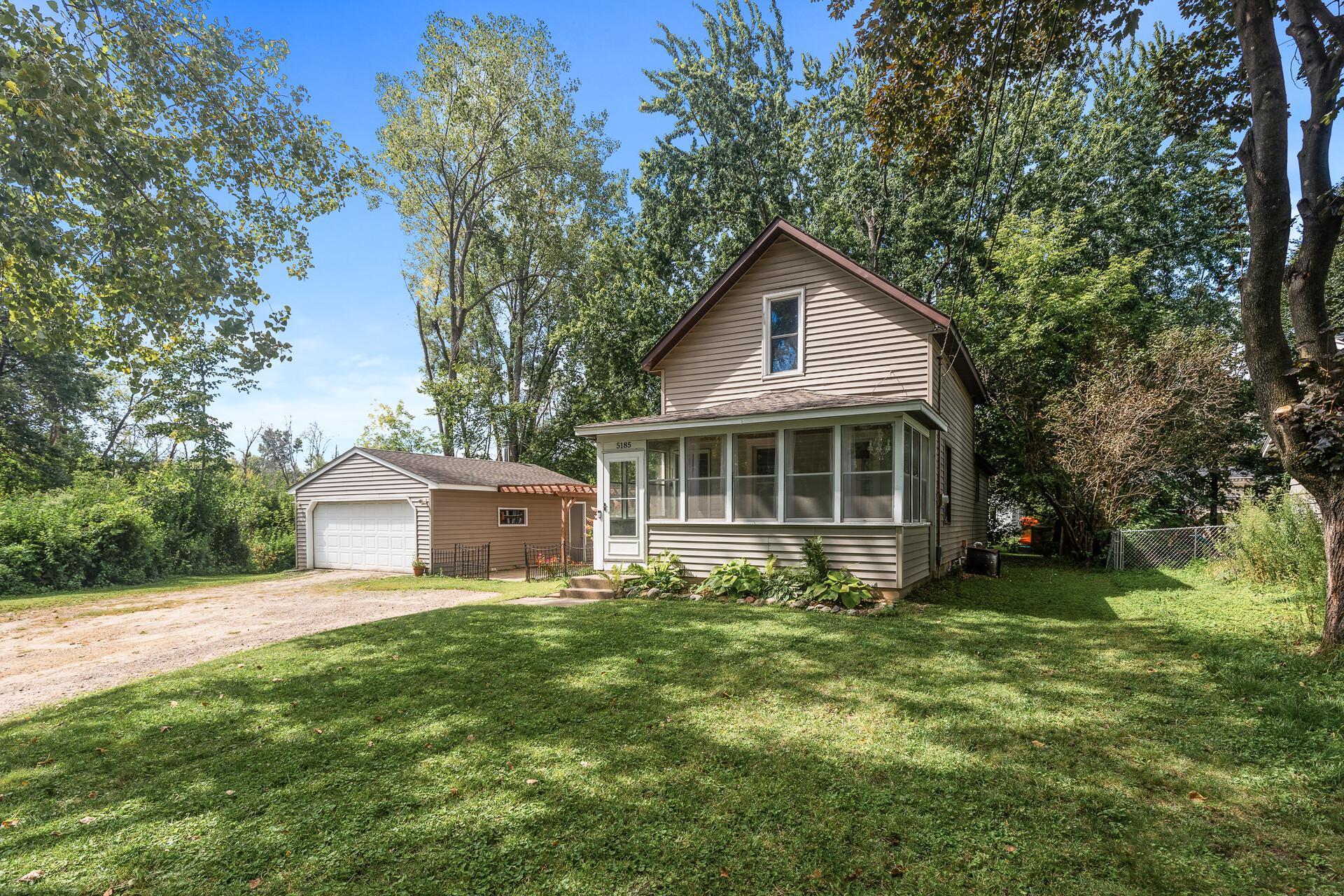 Elk St, Saint Paul, MN 55110