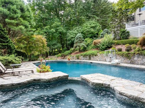 76 Valley Ln, Chappaqua, NY, 10514-2003 | Card Image