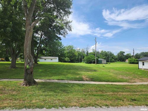 208 W 5th St, Ina, IL, 62846-1230 | Card Image