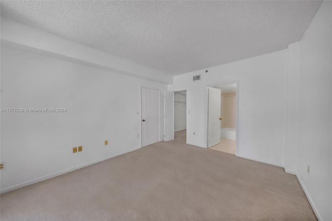 APT-1816 - 540 Brickell Key Dr, Condo with 2 bedrooms, 2 bathrooms and null parking in Miami FL | Image 27