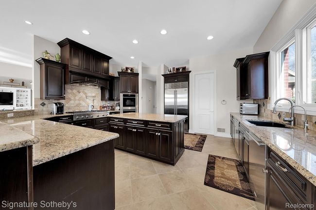 5001 Forest Valley Dr, House other with 6 bedrooms, 8 bathrooms and null parking in Clarkston MI | Image 24