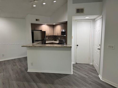 apt-1224-12510 Vista Isles Dr, Plantation, FL, 33325-1333 | Card Image